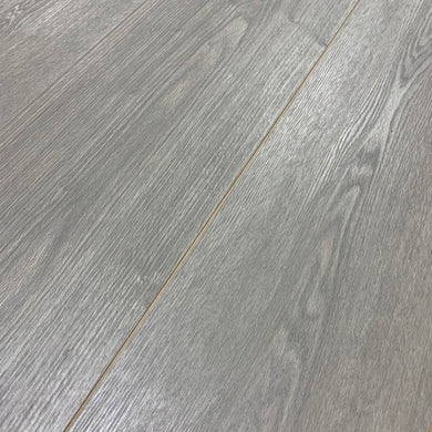 402 LAMINATE 2038-L12 4043-L12-12-Swi-Gia 4045-Pilatus Oak-3730
